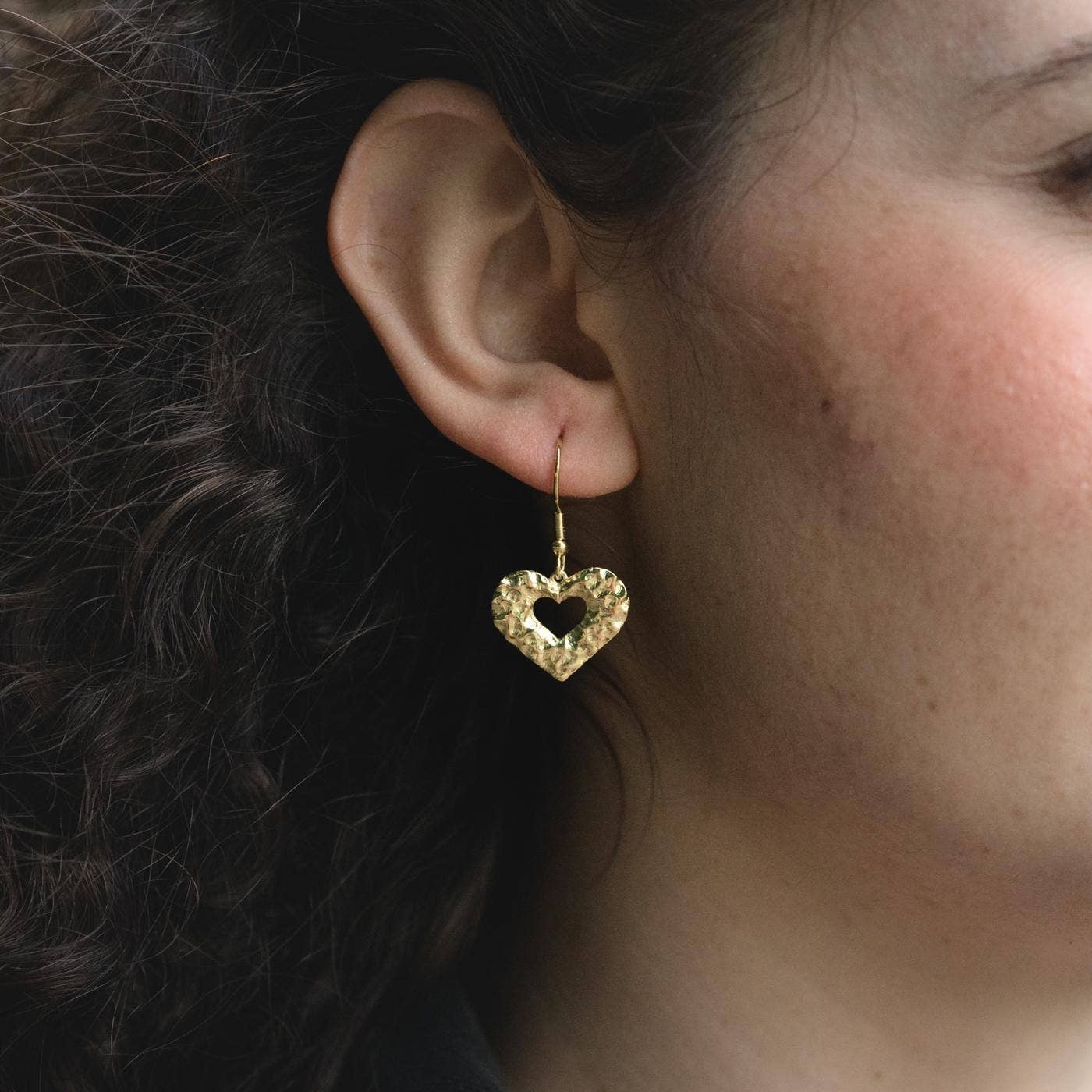 Hammered Heart Dangle Earrings Small (Silver, 14K, Rose) : Silver Plated